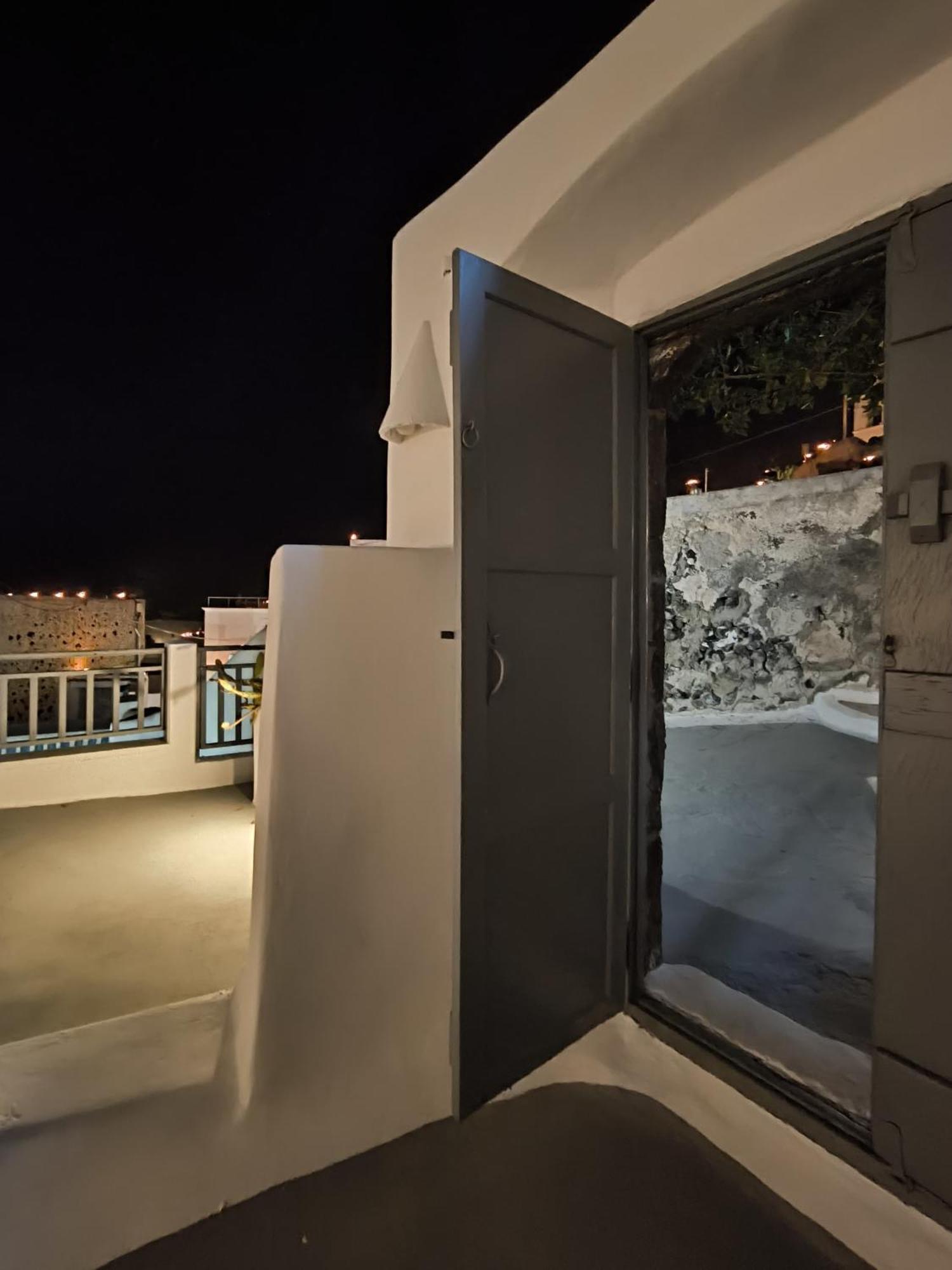 Imarkellis Santorini Пиргос Экстерьер фото